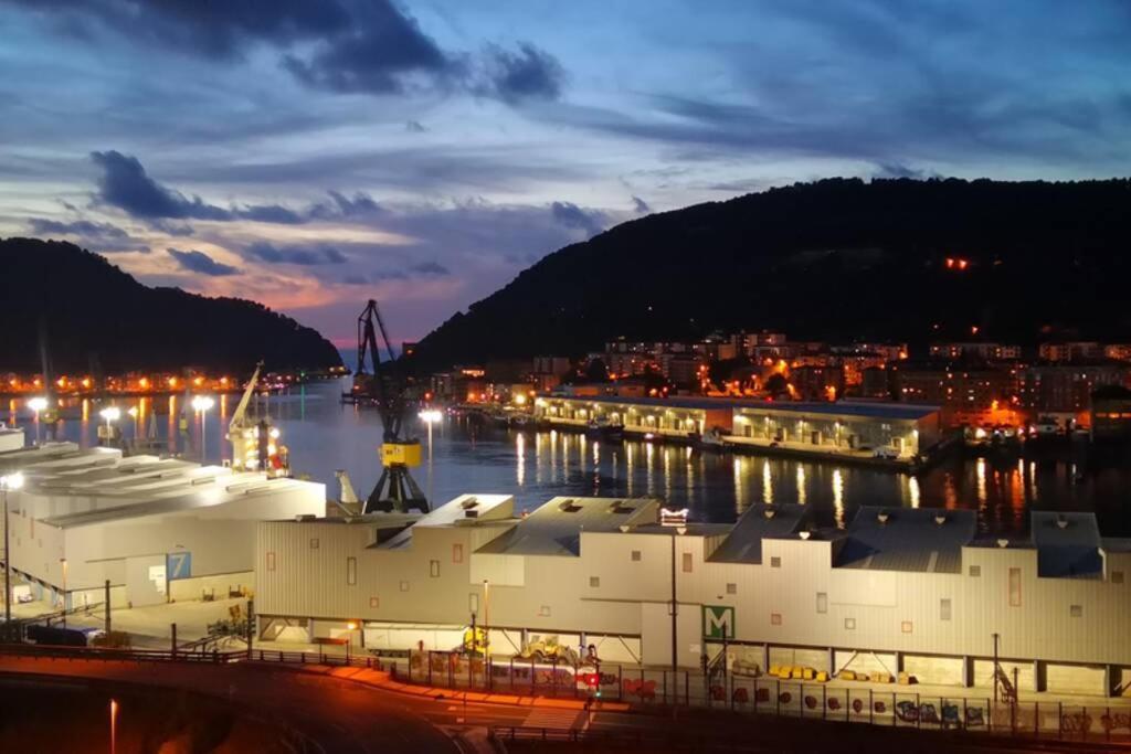 Apto con vistas a BAHÍA DE PASAJES, a 10 min del Festival de Cine de San Sebastián Lezo Exterior foto